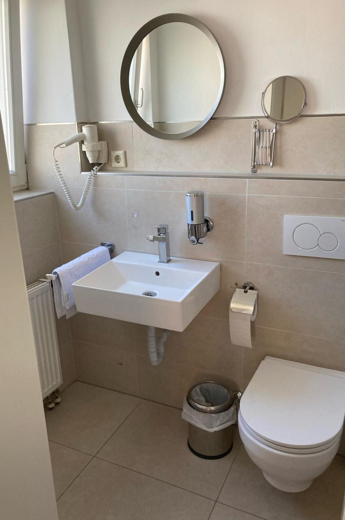 Erde Hotel Ерланген Екстер'єр фото