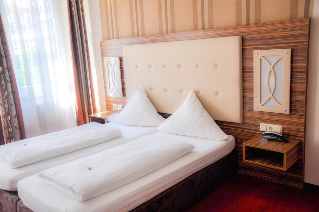 Erde Hotel Ерланген Екстер'єр фото