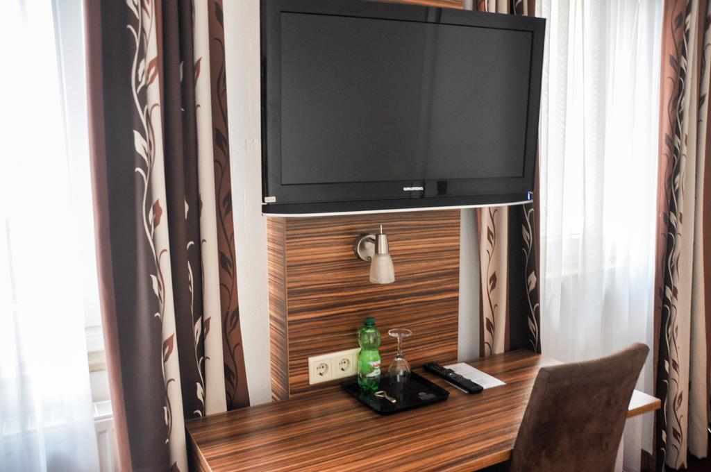 Erde Hotel Ерланген Екстер'єр фото