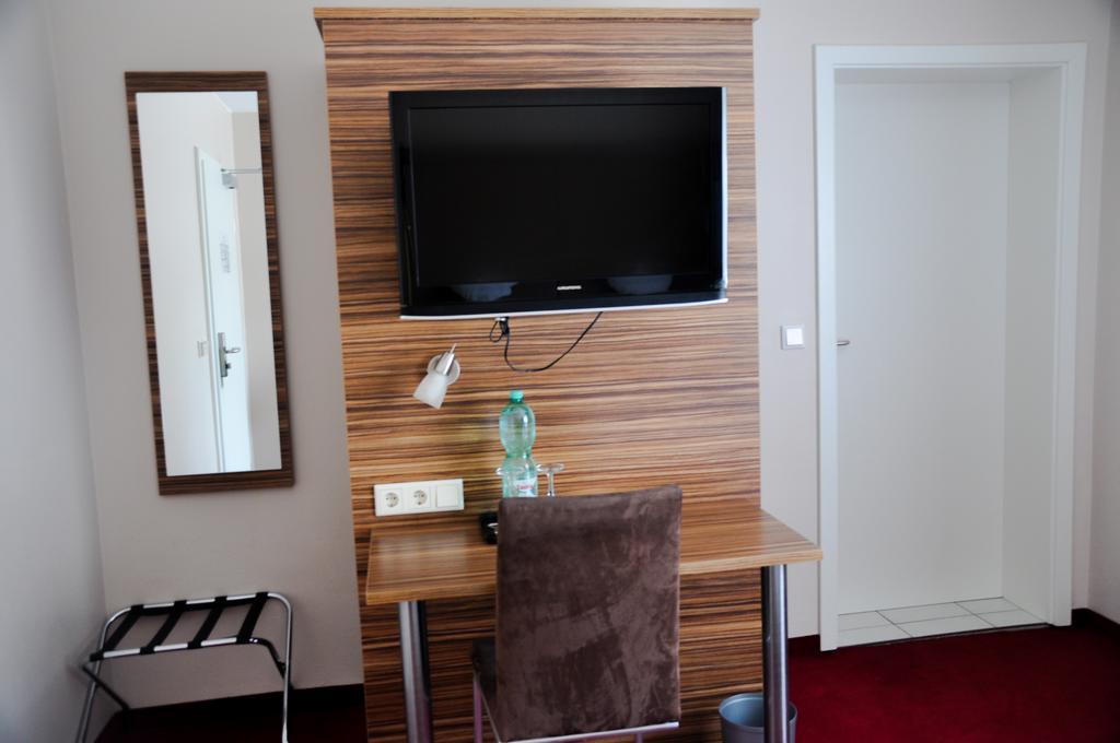 Erde Hotel Ерланген Екстер'єр фото